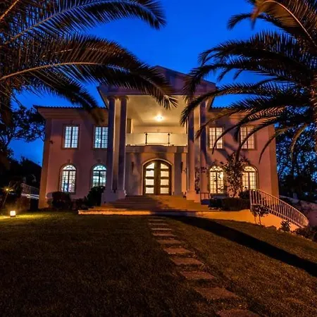 빌라 Sleeps 8 With Pool Air Con And Wifi