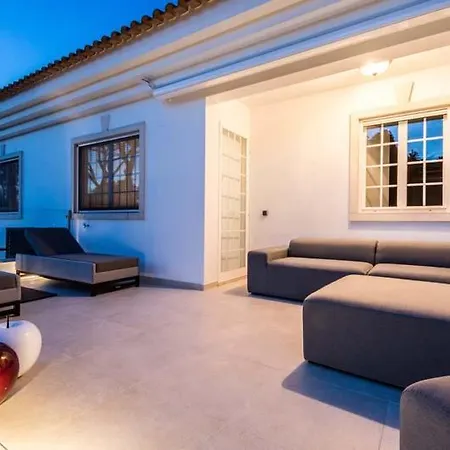 빌라 Sleeps 8 With Pool Air Con And Wifi 퀸타도라고